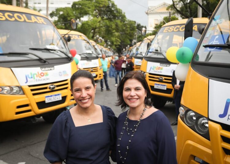 Governadora Raquel Lyra Entrega Nibus Escolares Aos Munic Pios De